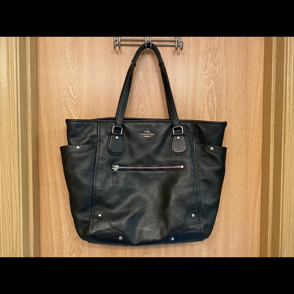 Coach Grain Leather Mickie Tote - Black